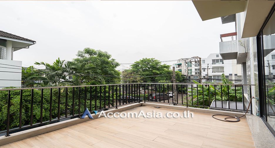 For rent そして for sale 3 Beds house in Khlong Toei, Bangkok