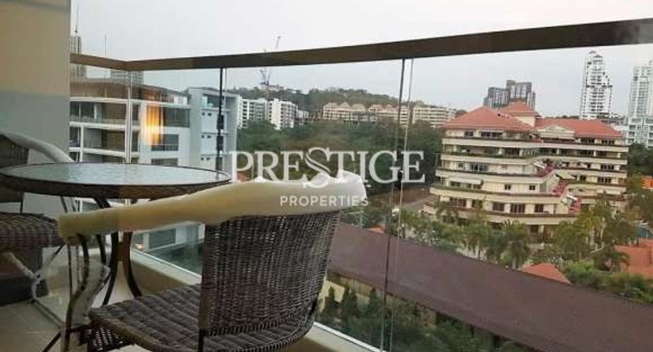 For sale studio condo in Pratumnak, Pattaya