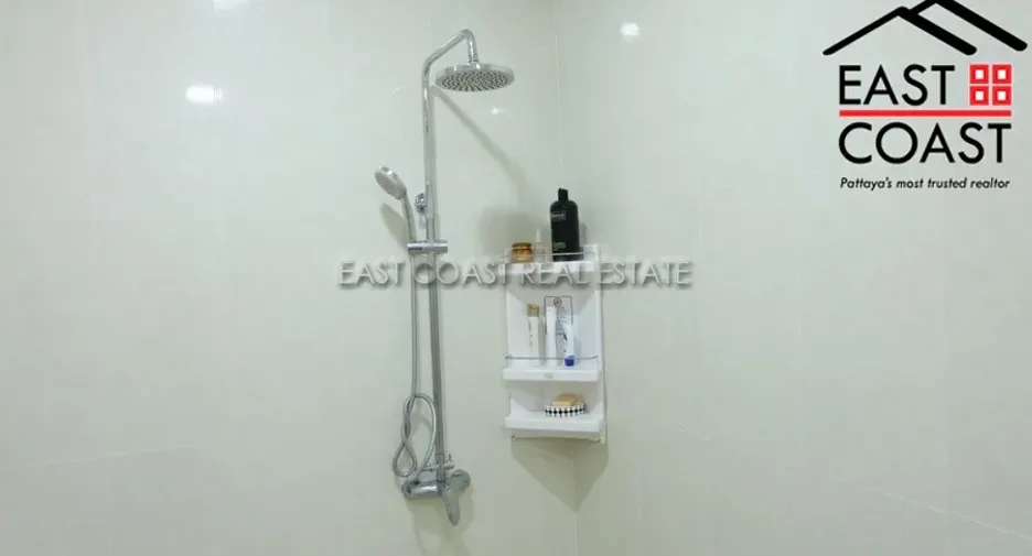 Casa en venta de 5 habitaciones en Bang Lamung, Chonburi
