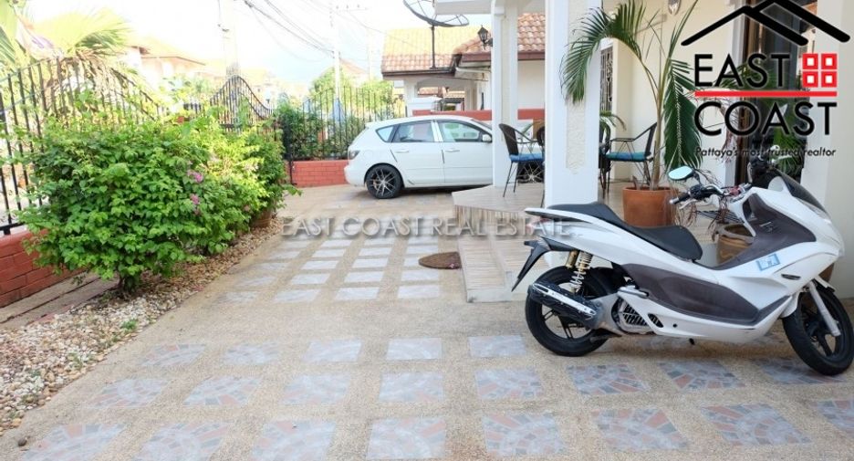 Haus zum Kauf mit 5 Zimmer in Bang Lamung, Chonburi