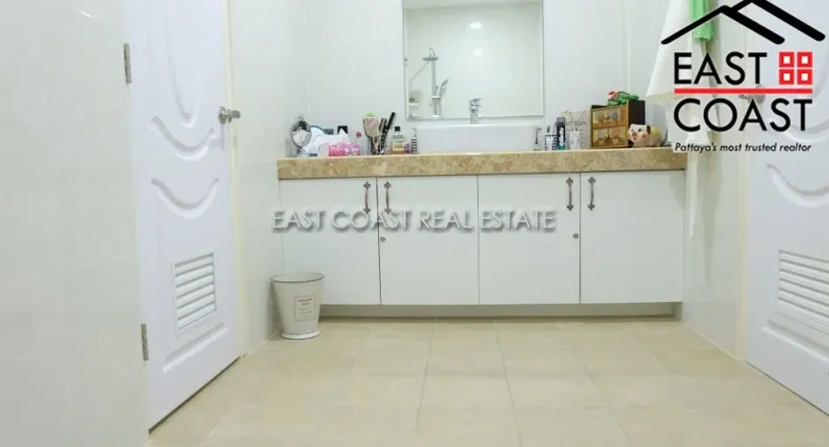 Casa en venta de 5 habitaciones en Bang Lamung, Chonburi