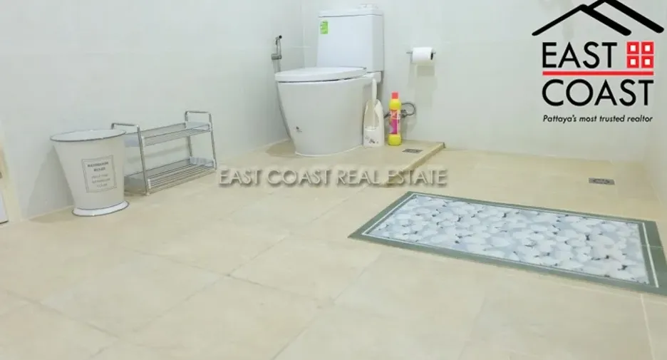 Casa en venta de 5 habitaciones en Bang Lamung, Chonburi