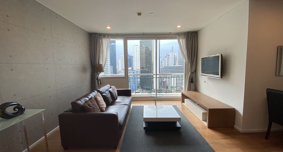 For sale 3 bed condo in Watthana, Bangkok