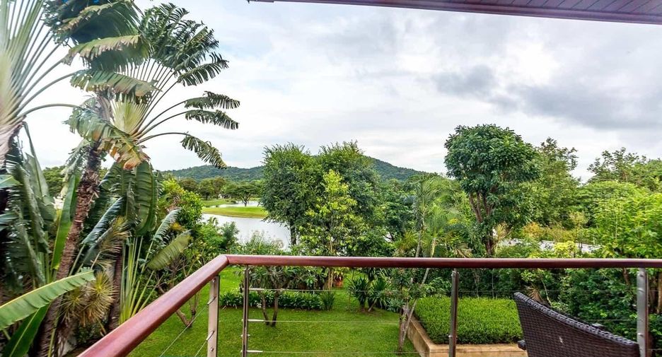 For sale 4 Beds villa in Cha Am, Phetchaburi