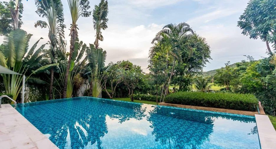 For sale 4 Beds villa in Cha Am, Phetchaburi