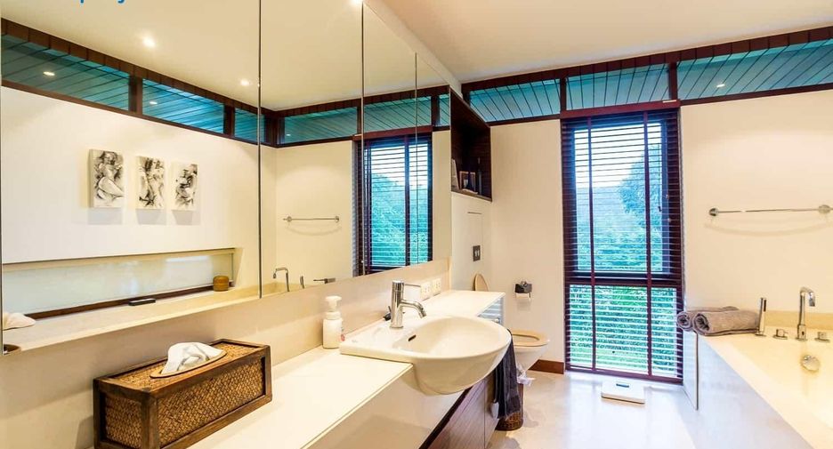 For sale 4 Beds villa in Cha Am, Phetchaburi