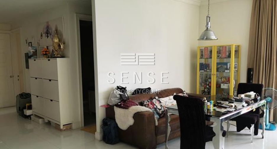For sale 3 bedrooms condo in Watthana, Bangkok