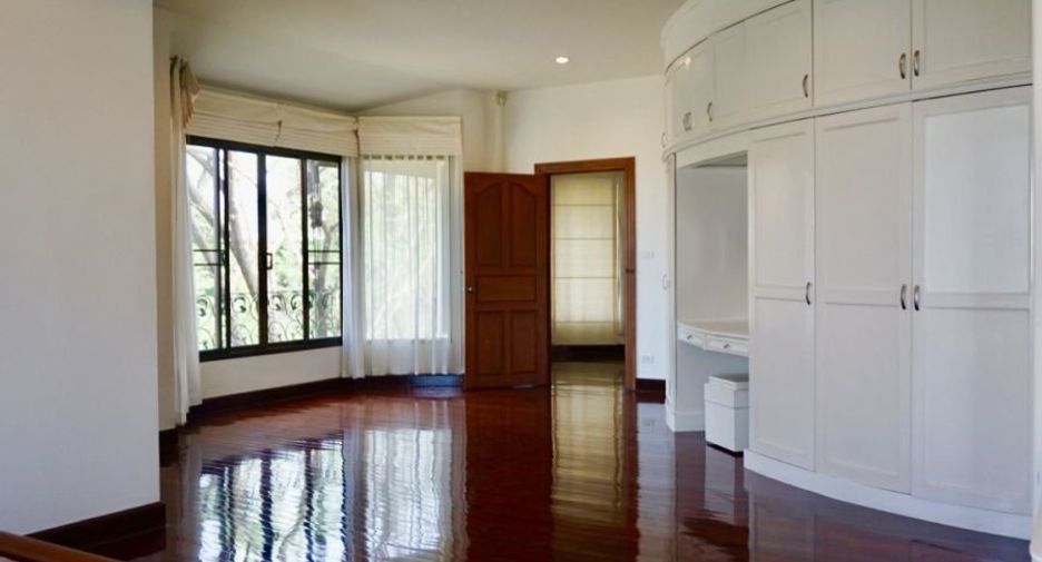 ให้เช่า 5 ห้องนอน บ้านเดี่ยว ใน หางดง, เชียงใหม่