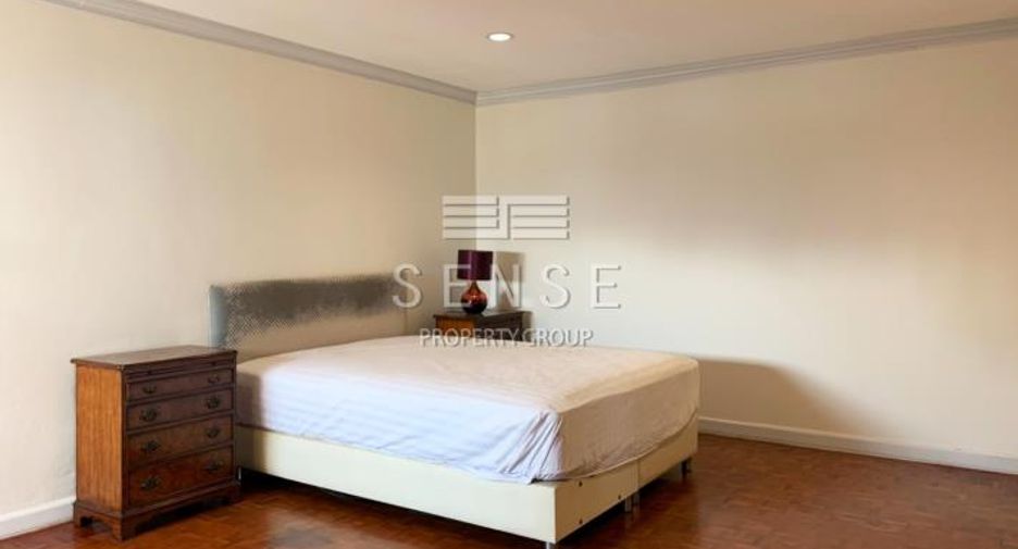 For sale and for rent 4 bedrooms condo in Watthana, Bangkok