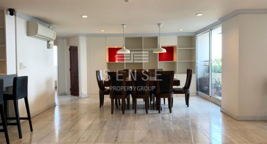 For sale and for rent 4 bedrooms condo in Watthana, Bangkok