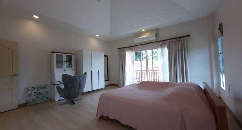 For sale 5 bed villa in Takua Pa, Phang Nga