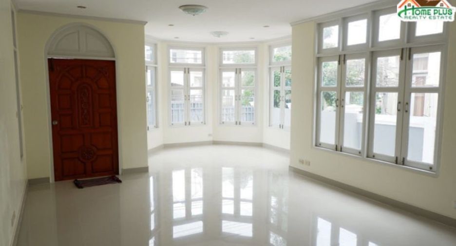 Haus zum Kauf mit 3 Zimmer in Khlong Luang, Pathum Thani
