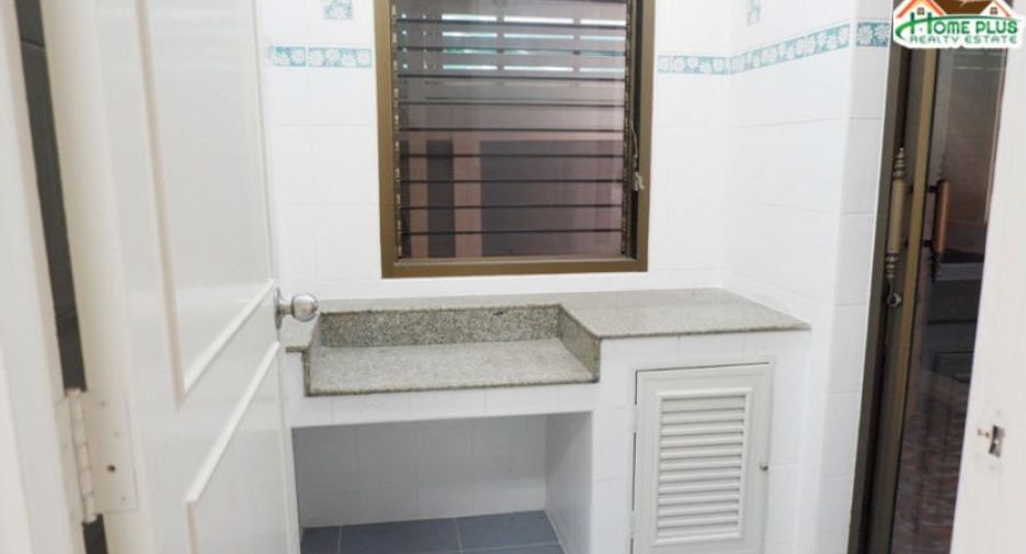 Haus zum Kauf mit 3 Zimmer in Khlong Luang, Pathum Thani