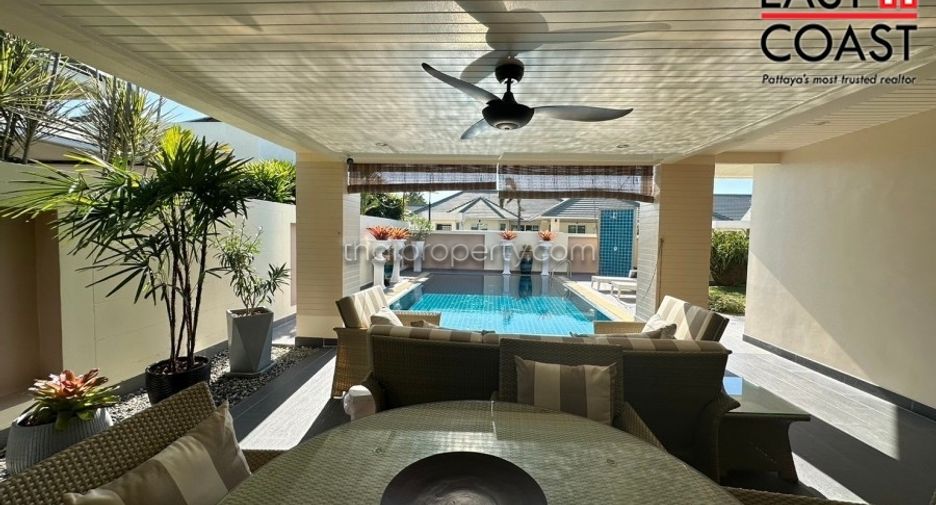 For sale 2 bedrooms house in East Pattaya, Pattaya
