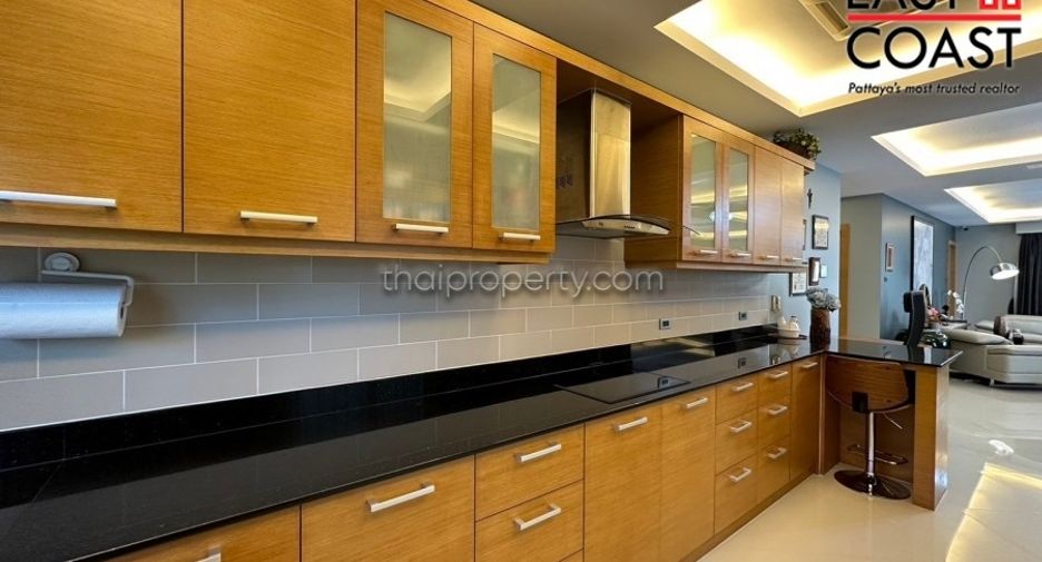 For sale 2 bedrooms house in East Pattaya, Pattaya