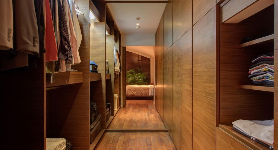 Condo en venta de 4 habitaciones en Central Pattaya, Pattaya