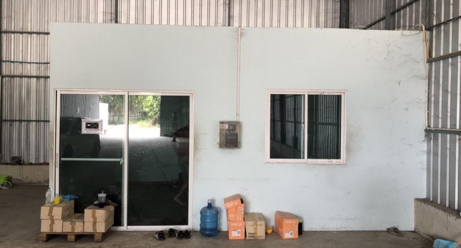 For rent warehouse in Bang Kruai, Nonthaburi