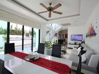 For rent and for sale 3 bedrooms villa in Mueang Phuket, Phuket