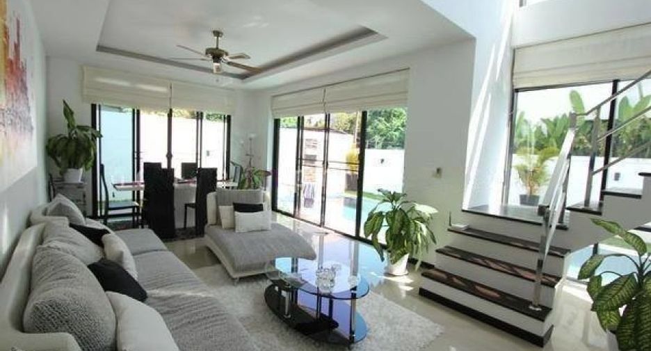 For rent and for sale 3 bedrooms villa in Mueang Phuket, Phuket