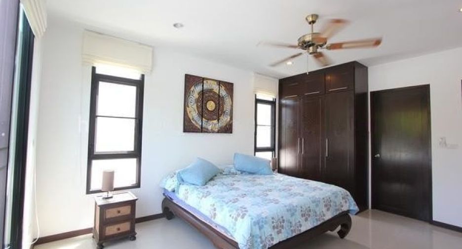 For rent and for sale 3 bedrooms villa in Mueang Phuket, Phuket