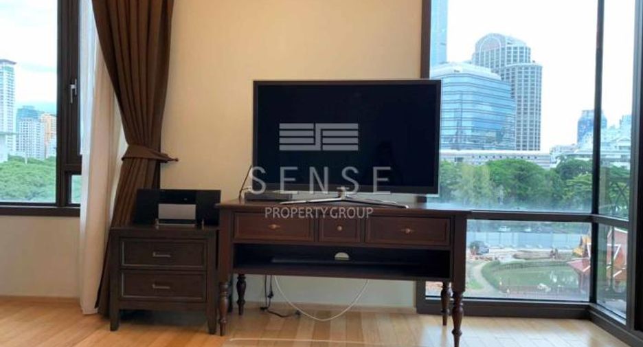 For rent 2 bedrooms condo in Pathum Wan, Bangkok