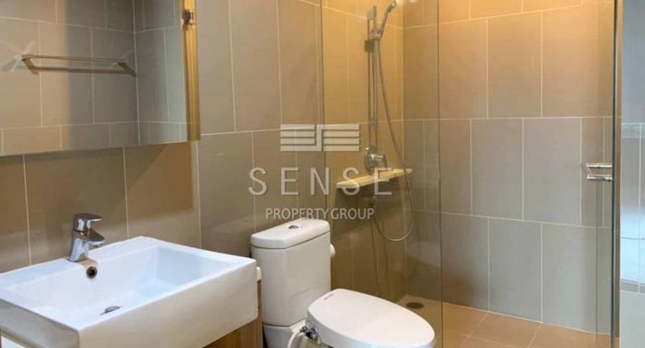 For rent 2 bedrooms condo in Pathum Wan, Bangkok