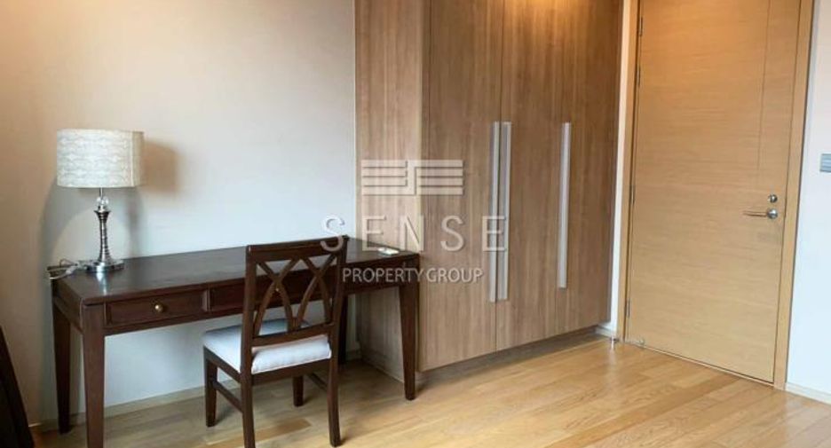 For rent 2 bedrooms condo in Pathum Wan, Bangkok