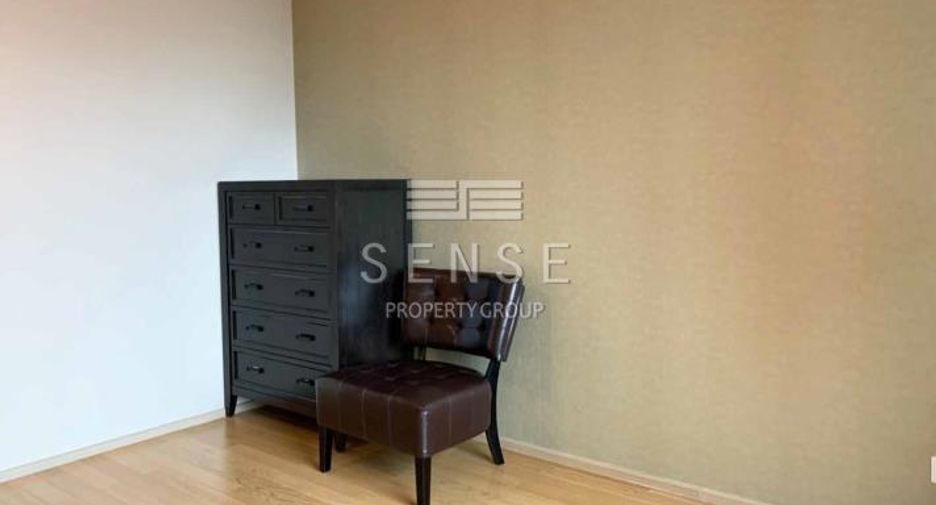 For rent 2 bedrooms condo in Pathum Wan, Bangkok