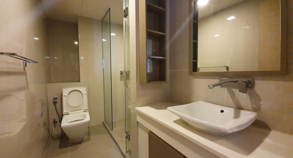 À louer 2 chambres condo à Khlong Toei, Bangkok