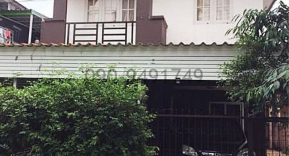For rent 3 bed townhouse in Mueang Samut Sakhon, Samut Sakhon