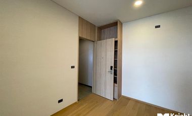 For sale 1 bed condo in Khlong Toei, Bangkok