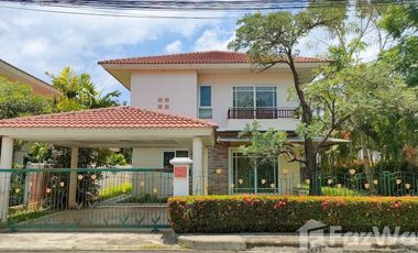 For sale 4 bed house in Mueang Chiang Mai, Chiang Mai
