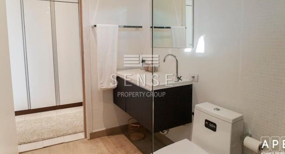 For rent 3 bedrooms condo in Watthana, Bangkok