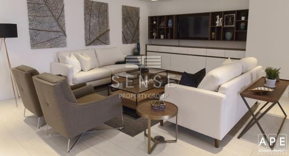 For rent 3 bedrooms condo in Watthana, Bangkok