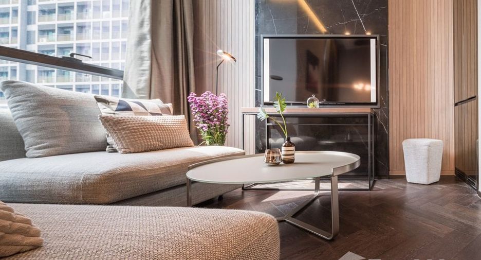 For rent 1 bed condo in Khlong Toei, Bangkok