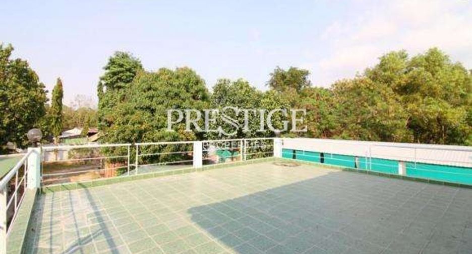 Haus zum Kauf mit 6 Zimmer in Bang Lamung, Chonburi