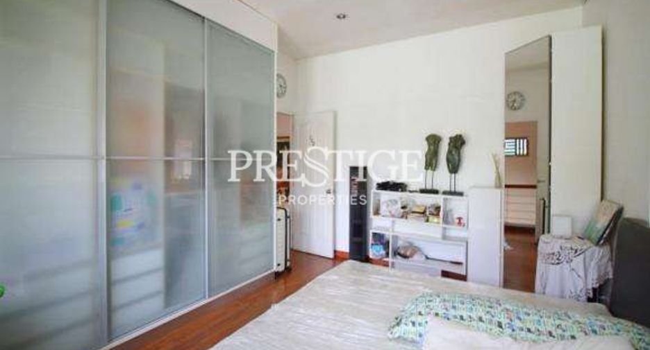 Haus zum Kauf mit 6 Zimmer in Bang Lamung, Chonburi