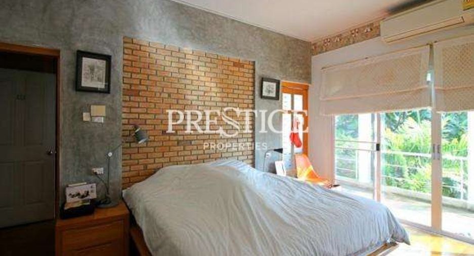 Haus zum Kauf mit 6 Zimmer in Bang Lamung, Chonburi
