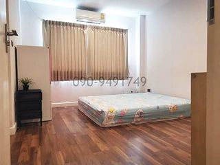 For rent 3 ベッドルーム townhouse in Bang Khen, Bangkok