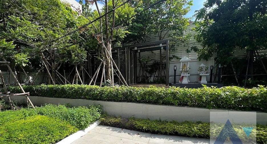 For rent そして for sale 4 Beds house in Bang Rak, Bangkok