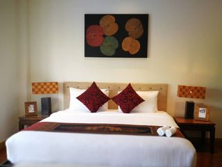 For sale 2 bed condo in Cha Am, Phetchaburi