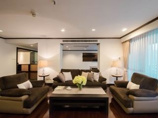 For rent 3 ベッドルーム condo in Khlong Toei, Bangkok
