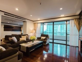 For rent 3 ベッドルーム condo in Khlong Toei, Bangkok