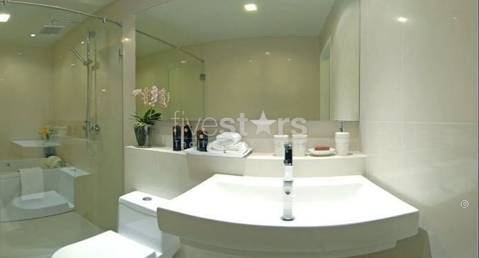 For rent 1 Beds condo in Watthana, Bangkok