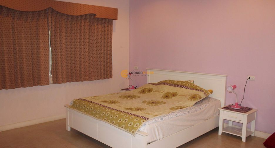 For rent and for sale 4 bedrooms house in Bang Lamung, Chonburi
