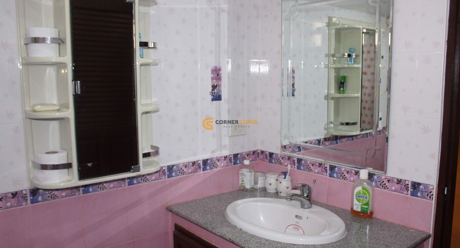 For rent and for sale 4 bedrooms house in Bang Lamung, Chonburi