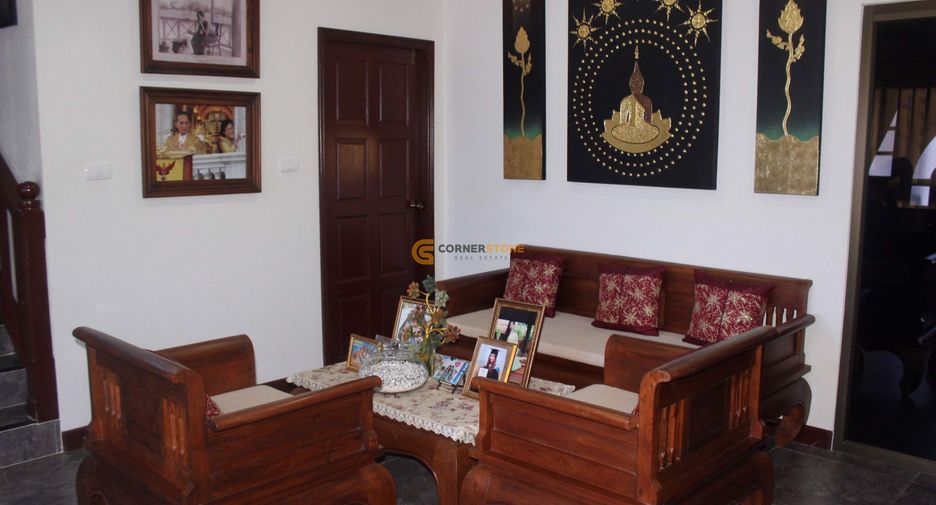 For rent and for sale 4 bedrooms house in Bang Lamung, Chonburi