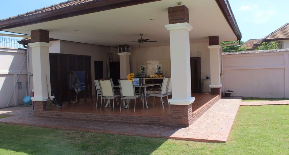For rent and for sale 4 bedrooms house in Bang Lamung, Chonburi