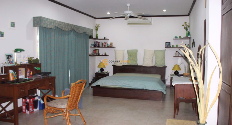 For rent and for sale 4 bedrooms house in Bang Lamung, Chonburi