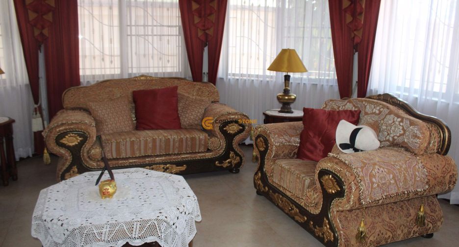 For rent and for sale 4 bedrooms house in Bang Lamung, Chonburi